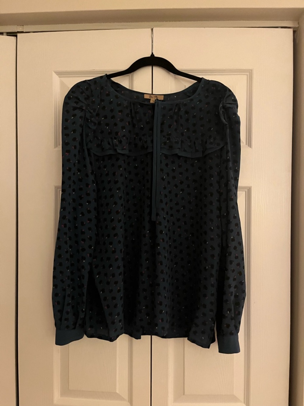 Long-Sleeve Navy Apple print with Ruffle Yoke